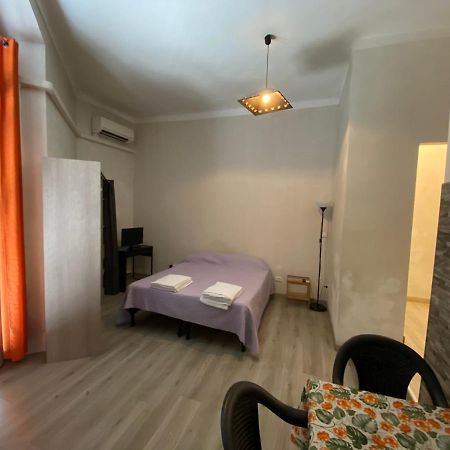 Cavour Guest House Ventimiglia Bagian luar foto