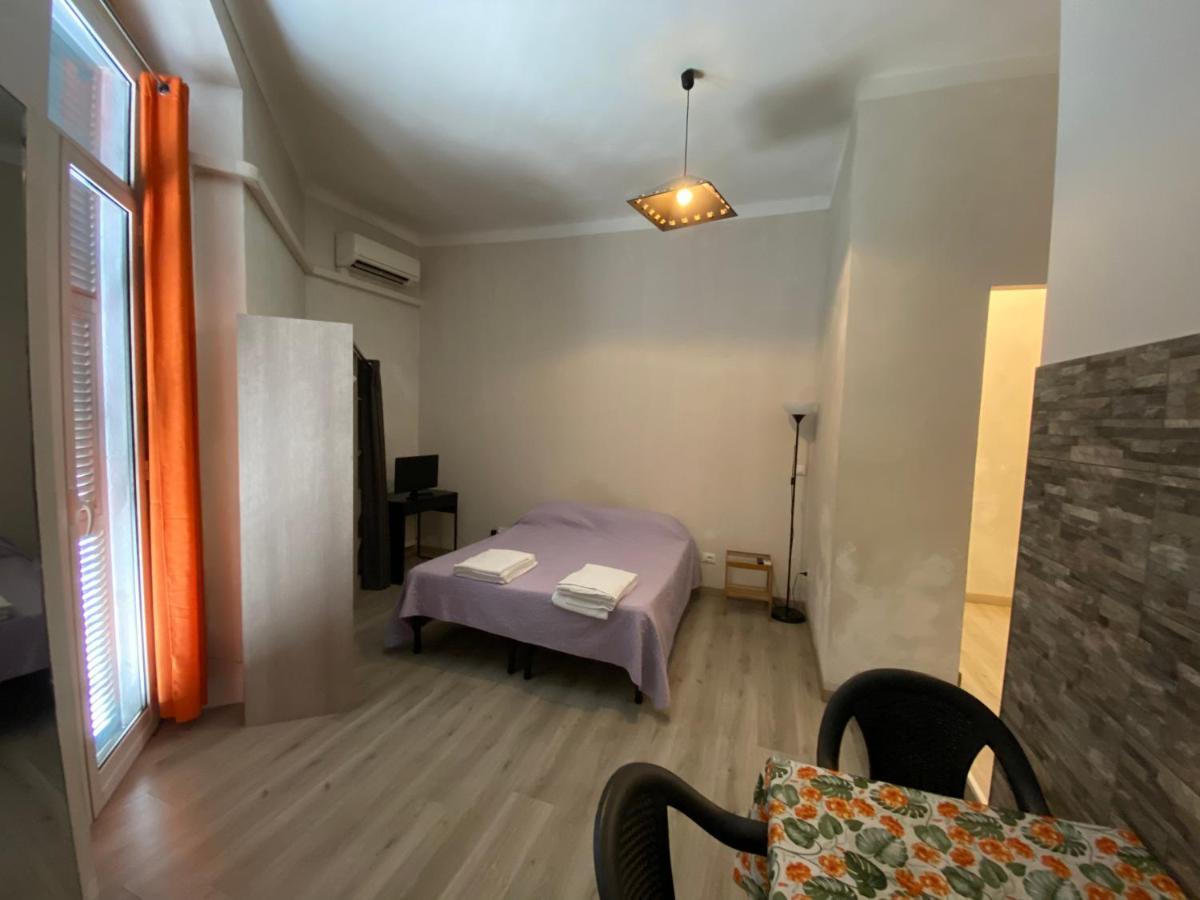 Cavour Guest House Ventimiglia Bagian luar foto