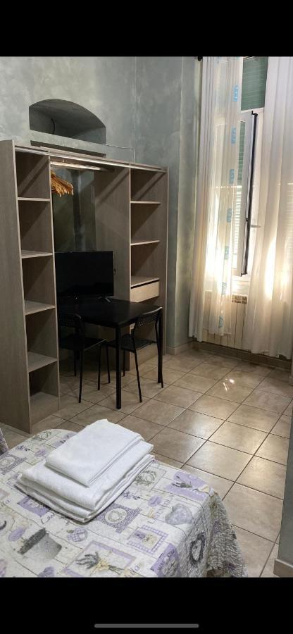 Cavour Guest House Ventimiglia Bagian luar foto