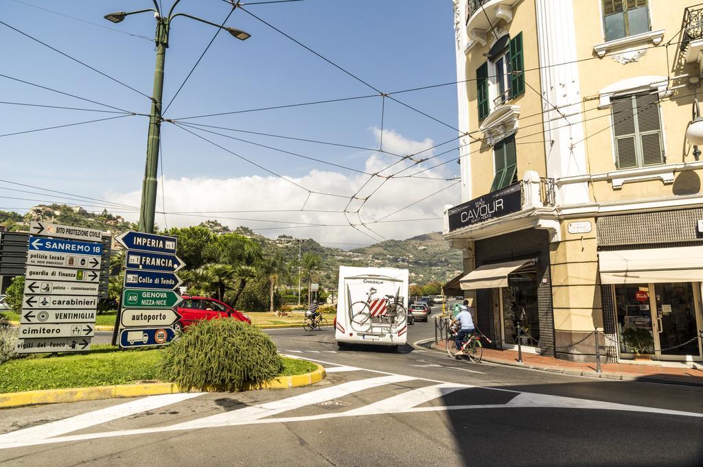 Cavour Guest House Ventimiglia Bagian luar foto