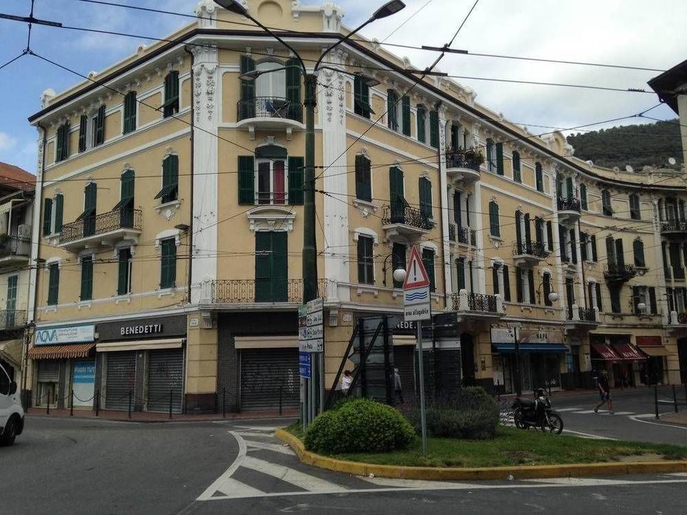 Cavour Guest House Ventimiglia Bagian luar foto